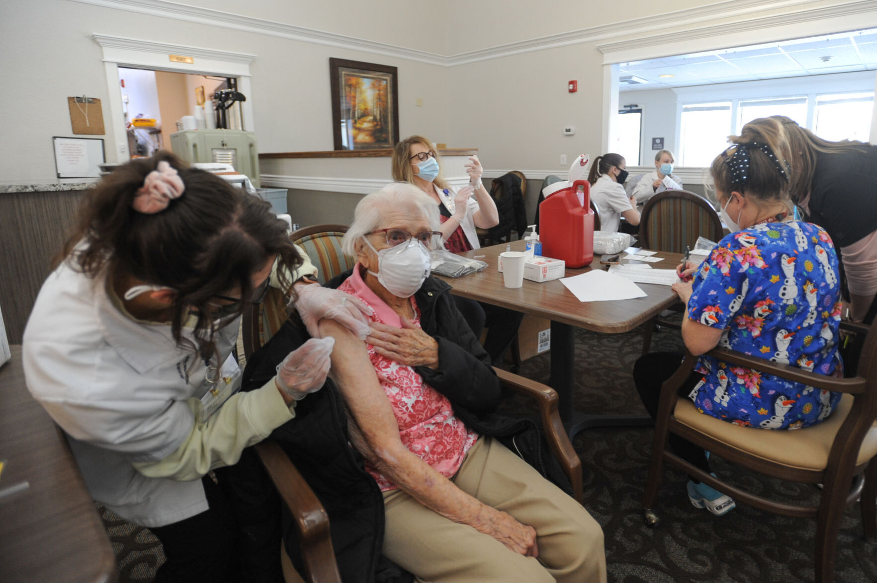Lincoln Court Retirement Community vaccinations